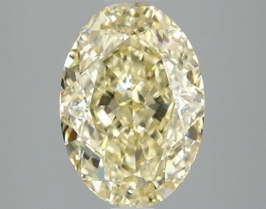 Loose Diamond - OVAL 3.08ct Fancy Intense Yellow VS2: Loose Diamond - OVAL 3.08ct Fancy Intense Yellow VS2 Source: This is a real non-mined Diamond that has been grown in a lab Shape: OVAL Carats: 3.08 Color: Fancy Intense Yellow Certification: IGI Video