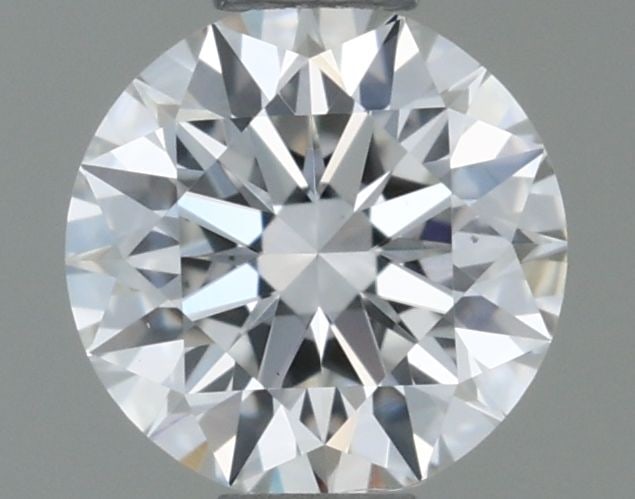 Loose Diamond - ROUND 0.33ct G VS2: Loose Diamond - ROUND 0.33ct G VS2 Source: Natural Shape: ROUND Carats: 0.33 Color: G Clarity: VS2 Certification: GIA The Diamond Depot Guarantee: All items in this auction are guaranteed to be 100%