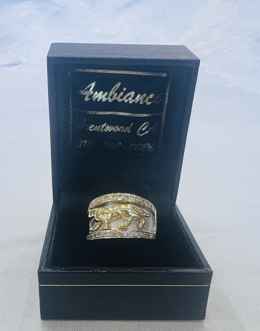 Unbranded Panther Ring 14k Yellow Gold Diamond Size 7: Unbranded Panther Ring 14k Yellow Gold Diamond Size 7 Magnificent unbranded 14K yellow gold panther ring featuring diamond accents and detailed workmanship. This pre-owned ring is fully signed and hal