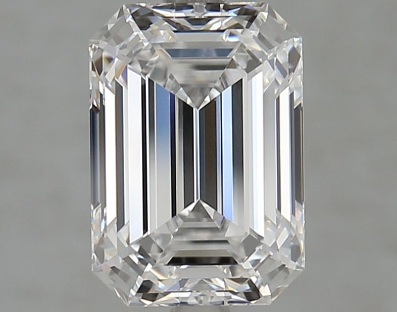 Loose Diamond - EMERALD 3.02ct D VVS2: Loose Diamond - EMERALD 3.02ct D VVS2 Source: This is a real non-mined Diamond that has been grown in a lab Shape: EMERALD Carats: 3.02 Color: D Clarity: VVS2 Certification: GIA Video: Video Link The