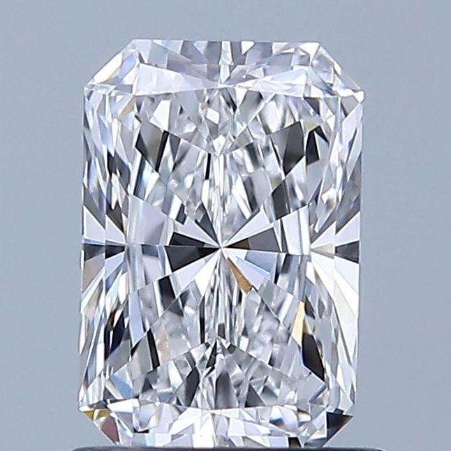 Loose Diamond - RADIANT 1.03ct D VVS1: Loose Diamond - RADIANT 1.03ct D VVS1 Source: This is a real non-mined Diamond that has been grown in a lab Shape: RADIANT Carats: 1.03 Color: D Clarity: VVS1 Certification: IGI Video: Video Link The