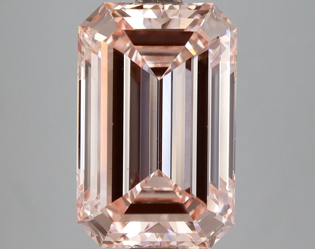 Loose Diamond - EMERALD 5.02ct Fancy Intense Pink VS1: Loose Diamond - EMERALD 5.02ct Fancy Intense Pink VS1 Source: This is a real non-mined Diamond that has been grown in a lab Shape: EMERALD Carats: 5.02 Color: Fancy Intense Pink Certification: IGI Vid