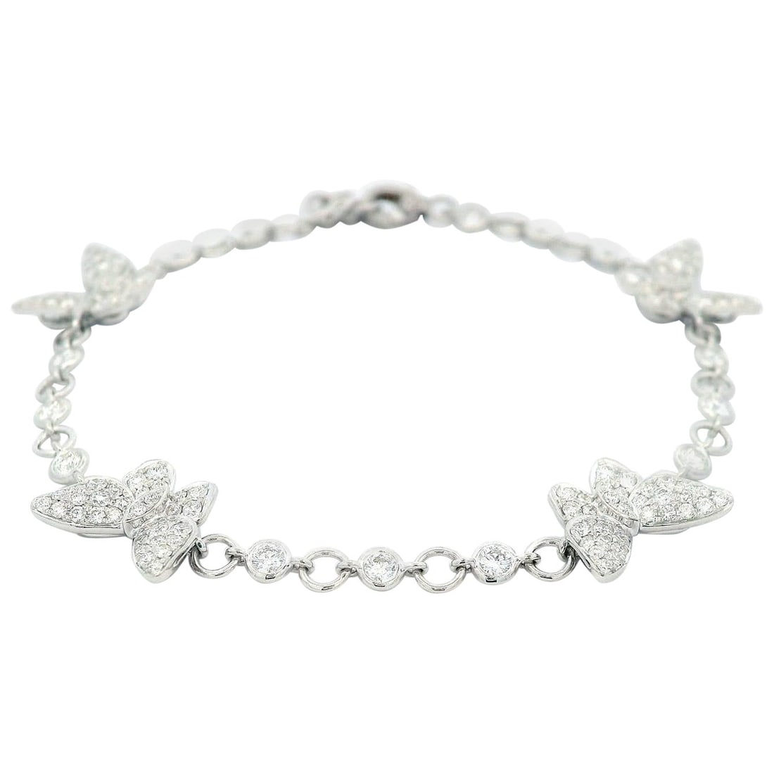 Butterfly Bracelet 1.66ct Diamond 18k White Gold: Butterfly Bracelet 1.66ct Diamond 18k White Gold Contemporary butterfly bracelet set with 194 round white diamonds totaling 1.66 ct in 18k white gold. The bracelet features prong-set diamonds and a pe