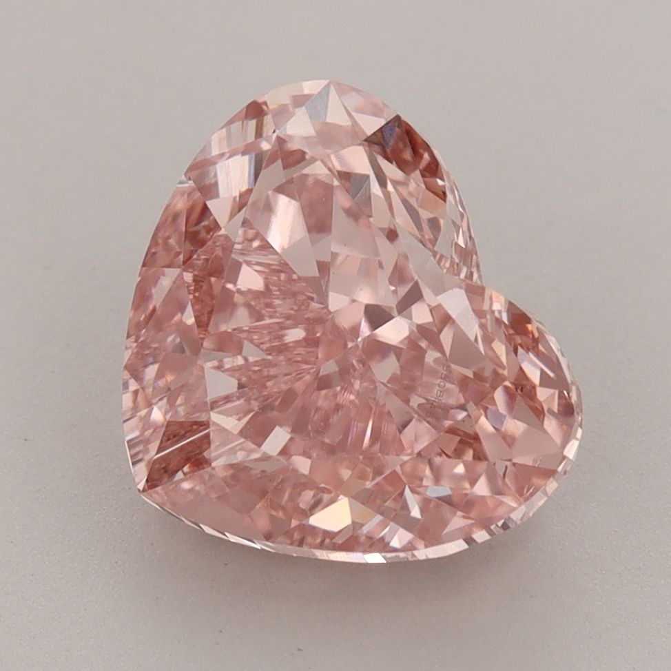 Loose Diamond - HEART 4.26ct Fancy Vivid Pink VS1: Loose Diamond - HEART 4.26ct Fancy Vivid Pink VS1 Source: This is a real non-mined Diamond that has been grown in a lab Shape: HEART Carats: 4.26 Color: Fancy Vivid Pink Certification: IGI Video: