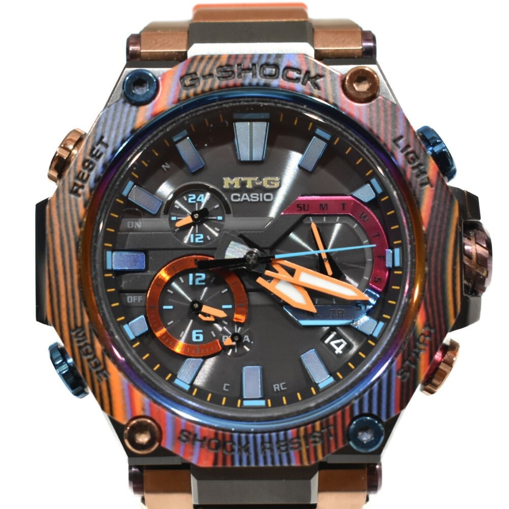 CASIO MTG-B2000XMG-1AJR G-SHOCK men's Tough Solar wristwatch: CASIO MTG-B2000XMG-1AJR G-SHOCK men's Tough Solar wristwatch CASIO G-SHOCK MTG-B2000XMG-1AJR men's wristwatch with Tough Solar movement. This used AB rank example shows some scratches and minor wear b