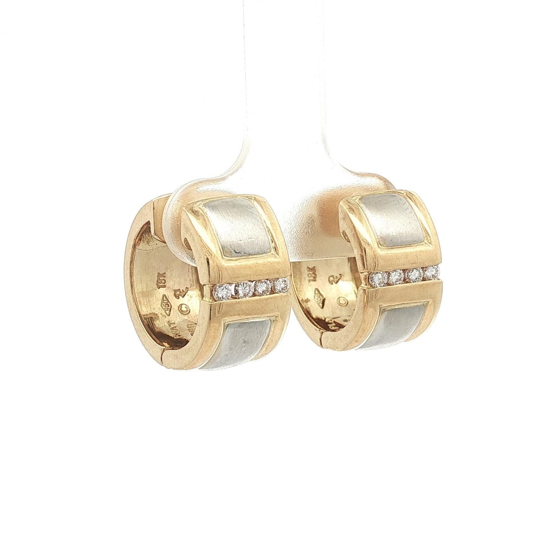 Wide Huggie Hoop Earrings 18k Yellow Gold Platinum Diamond: Wide Huggie Hoop Earrings 18k Yellow Gold Platinum Diamond Wide huggie hoop earrings crafted in solid 18k yellow gold with platinum accents and set with natural round brilliant cut diamonds. The earri