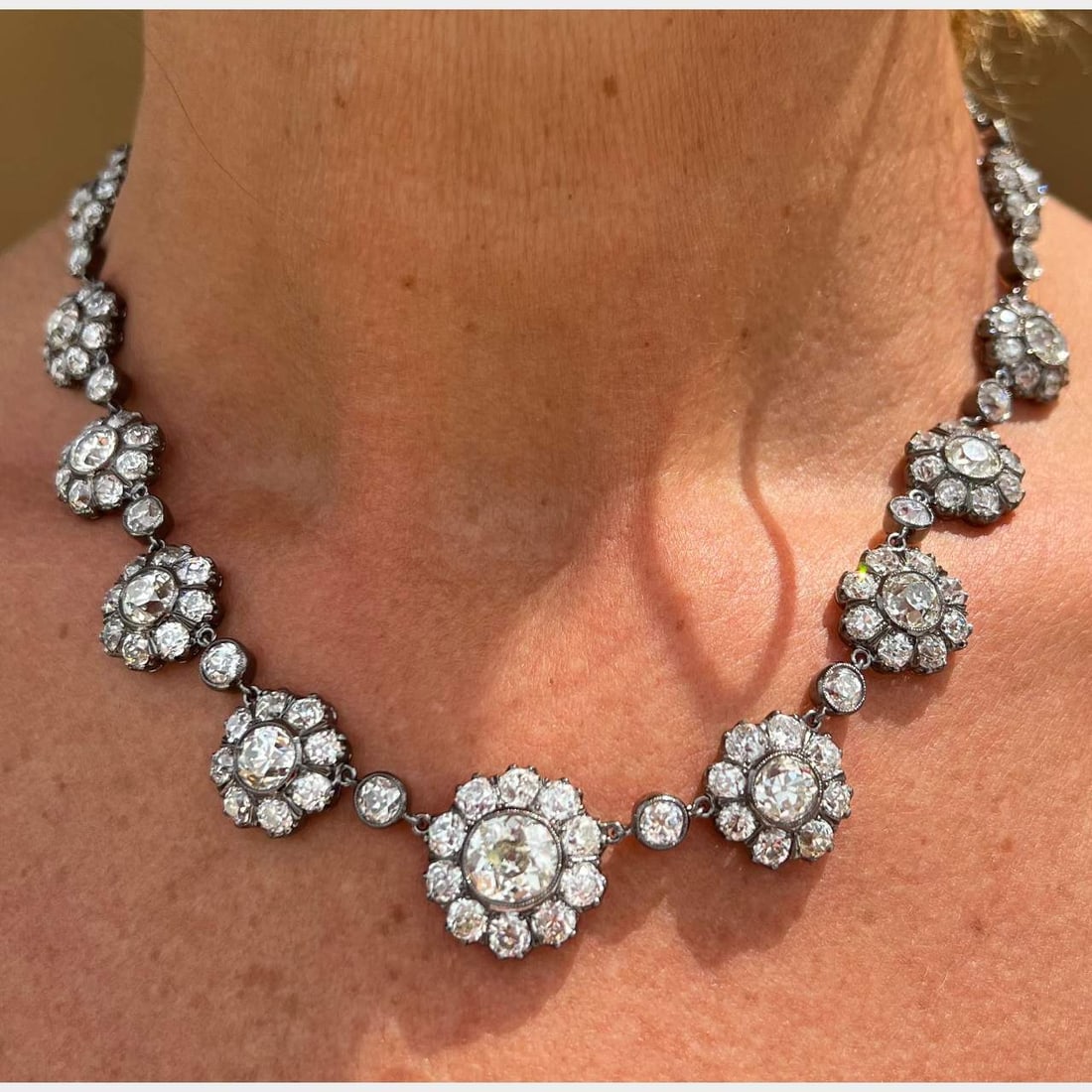 Platinum Riviera Necklace 57.69 Ct Old Mine Diamonds H-J VS1-SI1: Platinum Riviera Necklace 57.69 Ct Old Mine Diamonds H-J VS1-SI1 This exquisite Platinum Riviera Necklace features a stunning total diamond weight of 57.69 carats, showcasing the timeless beauty of Ol