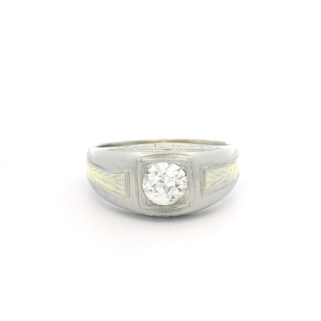 Antique 18k Gold Men's 0.72ct Diamond Solitaire Ring Hand Engraved: Antique 18k Gold Men's 0.72ct Diamond Solitaire Ring Hand Engraved This exquisite antique men's solitaire ring features a stunning 0.72ct natural diamond, showcasing an old European cut that is bead s