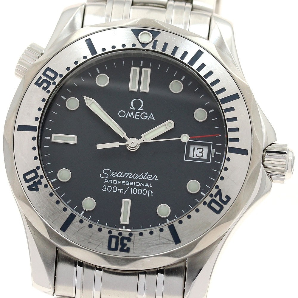 OMEGA Seamaster 300 Ref 2260.80 Quartz Date Stainless Steel Watch: OMEGA Seamaster 300 Ref 2260.80 Quartz Date Stainless Steel Watch OMEGA Seamaster 300 quartz wristwatch with a date display and stainless steel case and bracelet. This unisex model features a navy dia
