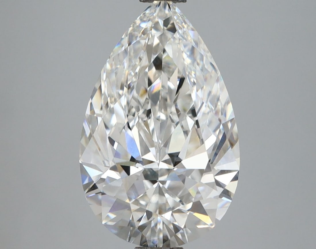 Loose Diamond - PEAR 3.38ct F VVS2: Loose Diamond - PEAR 3.38ct F VVS2 Source: This is a real non-mined Diamond that has been grown in a lab Shape: PEAR Carats: 3.38 Color: F Clarity: VVS2 Certification: IGI Video: