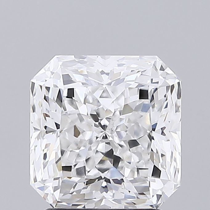 Loose Diamond - RADIANT 2.71ct E VVS2: Loose Diamond - RADIANT 2.71ct E VVS2 Source: This is a real non-mined Diamond that has been grown in a lab Shape: RADIANT Carats: 2.71 Color: E Clarity: VVS2 Certification: IGI Video: