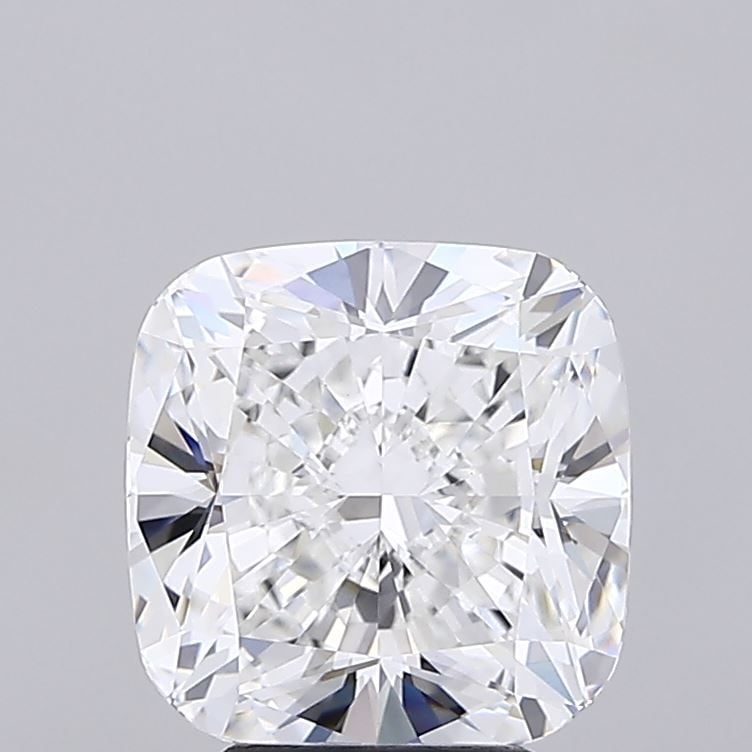 Loose Diamond - CUSHION MODIFIED 4.55ct E VVS2: Loose Diamond - CUSHION MODIFIED 4.55ct E VVS2 Source: This is a real non-mined Diamond that has been grown in a lab Shape: CUSHION MODIFIED Carats: 4.55 Color: E Clarity: VVS2 Certification: IGI Vide