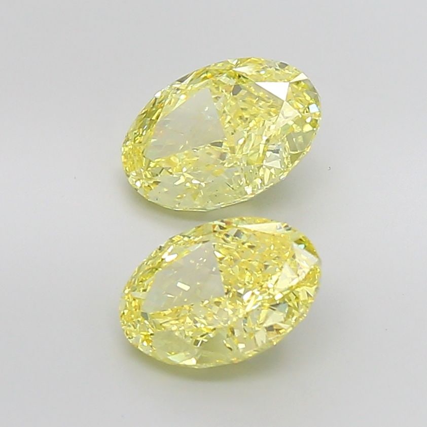 Loose Diamond - OVAL 3.53ct Fancy Intense Yellow VS1: Loose Diamond - OVAL 3.53ct Fancy Intense Yellow VS1 Source: This is a real non-mined Diamond that has been grown in a lab Shape: OVAL Carats: 3.53 Color: Fancy Intense Yellow Certification: IGI Video