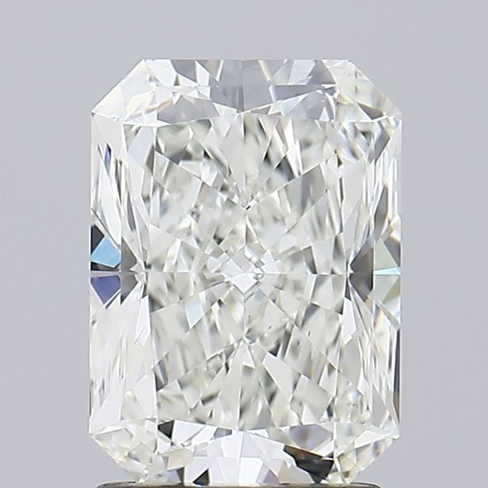 Loose Diamond - RADIANT 2.02ct G VS1: Loose Diamond - RADIANT 2.02ct G VS1 Source: This is a real non-mined Diamond that has been grown in a lab Shape: RADIANT Carats: 2.02 Color: G Clarity: VS1 Certification: IGI Video: Video Link The