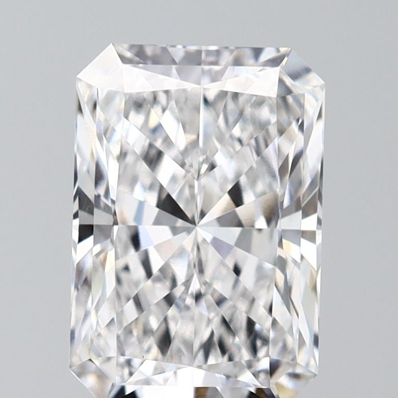 Loose Diamond - RADIANT 1.58ct E VVS2: Loose Diamond - RADIANT 1.58ct E VVS2 Source: This is a real non-mined Diamond that has been grown in a lab Shape: RADIANT Carats: 1.58 Color: E Clarity: VVS2 Certification: IGI Video: Video Link The