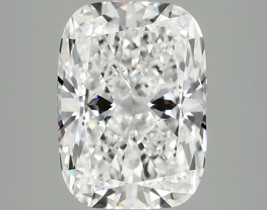 Loose Diamond - CUSHION MODIFIED 3.14ct E VS1: Loose Diamond - CUSHION MODIFIED 3.14ct E VS1 Source: This is a real non-mined Diamond that has been grown in a lab Shape: CUSHION MODIFIED Carats: 3.14 Color: E Clarity: VS1 Certification: IGI