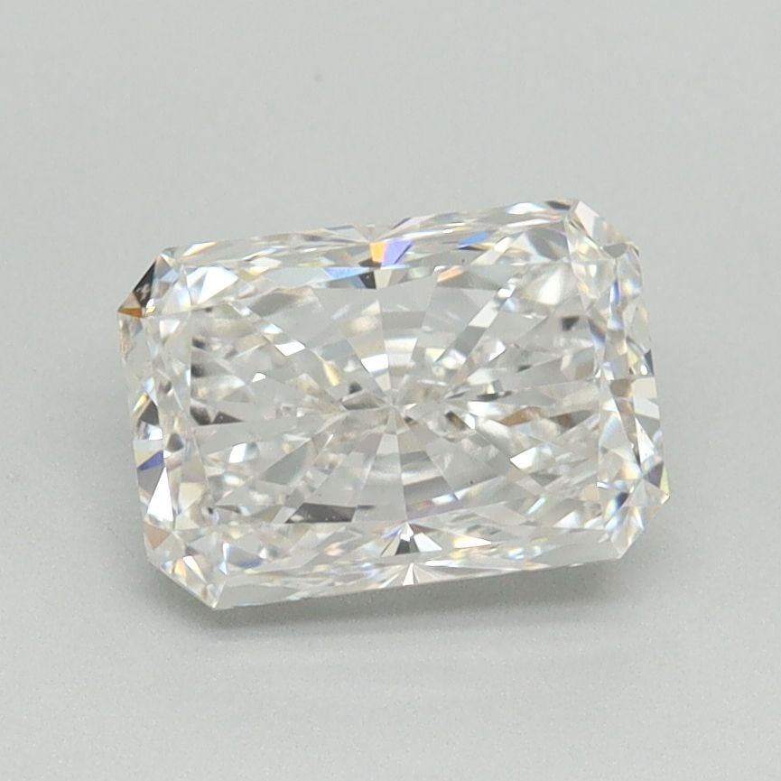 Loose Diamond - RADIANT 1.57ct E VS1: Loose Diamond - RADIANT 1.57ct E VS1 Source: This is a real non-mined Diamond that has been grown in a lab Shape: RADIANT Carats: 1.57 Color: E Clarity: VS1 Certification: IGI Video: Video Link The