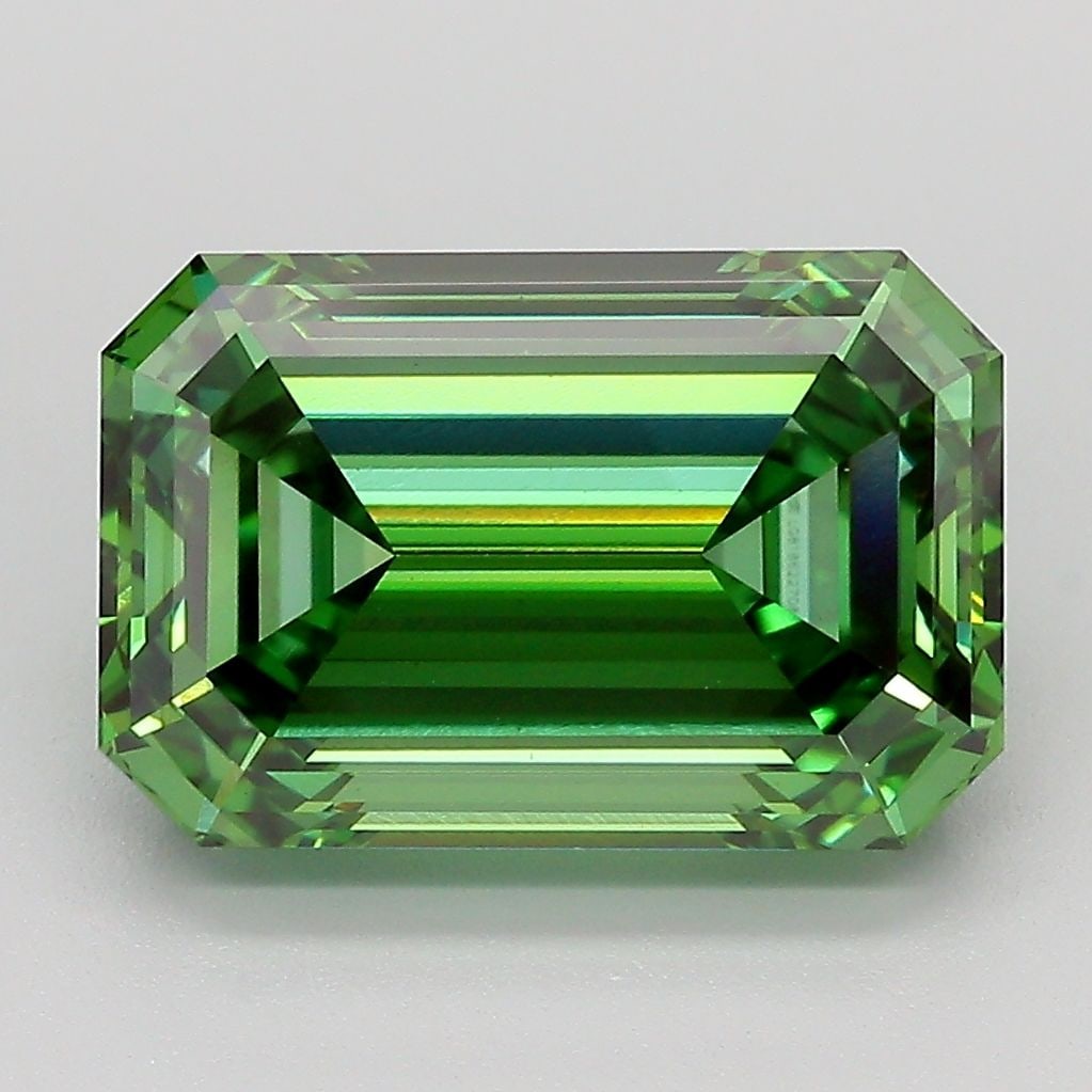 Loose Diamond - EMERALD 5.08ct Fancy Vivid Green VVS2: Loose Diamond - EMERALD 5.08ct Fancy Vivid Green VVS2 Source: This is a real non-mined Diamond that has been grown in a lab Shape: EMERALD Carats: 5.08 Color: Fancy Vivid Green Certification: IGI The 