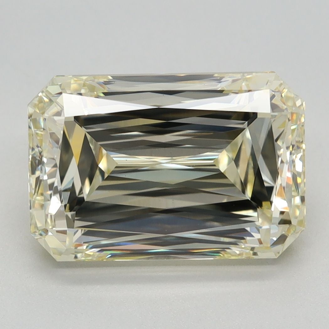Loose Diamond - RADIANT 4.2ct Fancy Yellow VVS2: Loose Diamond - RADIANT 4.2ct Fancy Yellow VVS2 Source: This is a real non-mined Diamond that has been grown in a lab Shape: RADIANT Carats: 4.2 Color: Fancy Yellow Certification: IGI Video: