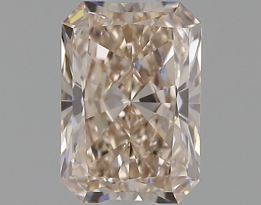 Loose Diamond - RADIANT 1.01ct O-P VVS2: Loose Diamond - RADIANT 1.01ct O-P VVS2 Source: This is a real non-mined Diamond that has been grown in a lab Shape: RADIANT Carats: 1.01 Color: O-P Certification: IGI Video: