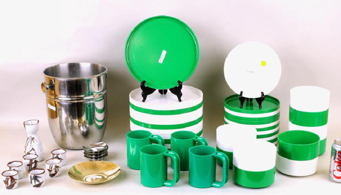 Group Modern Tablewares (1 of 9)