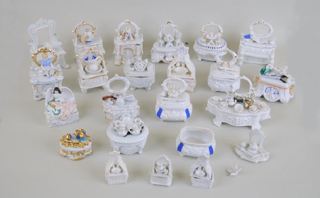 Group Of 22 Continental Porcelain Miniature Items (1 of 10)