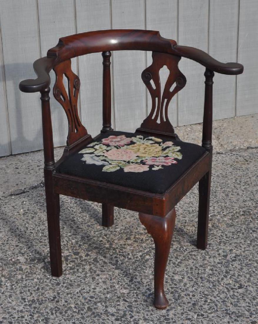 English Queen Anne Mahogany Corner Chair (1 of 8)