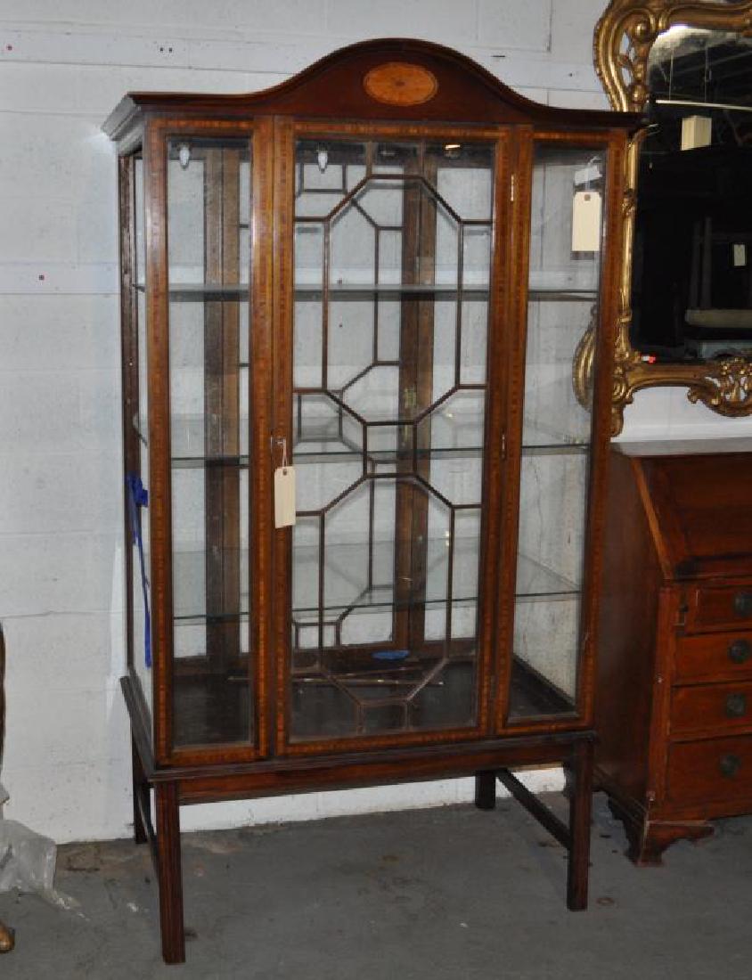 Edwardian Inlaid Mahogany Vitrine Cabinet/Stand: electrified, with glass shelf, later base, lacking additional shelf, damage to glass side panel. 76" high, 42" wide, 26" deep. Provenance: Property of a CT Estate.