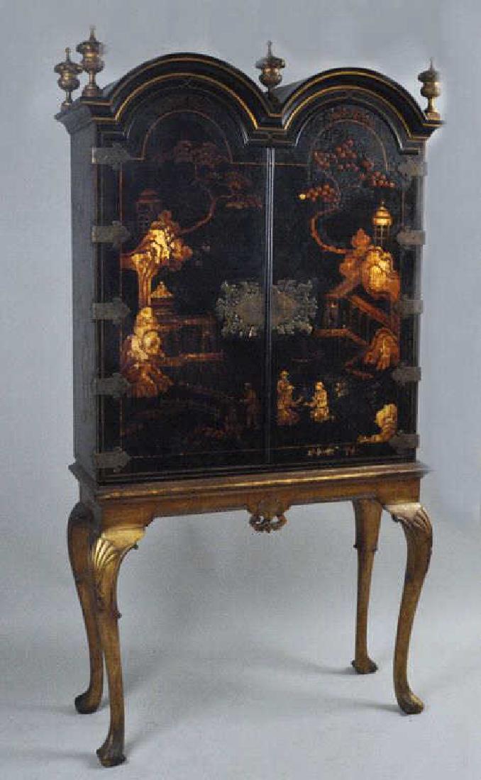 Queen Anne Style Lacquer & Gilt Cabinet (1 of 7)