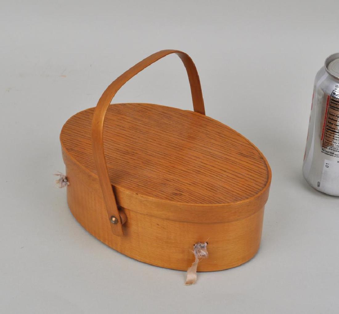 Shaker Bentwood Swing Handled Sewing Box (1 of 4)