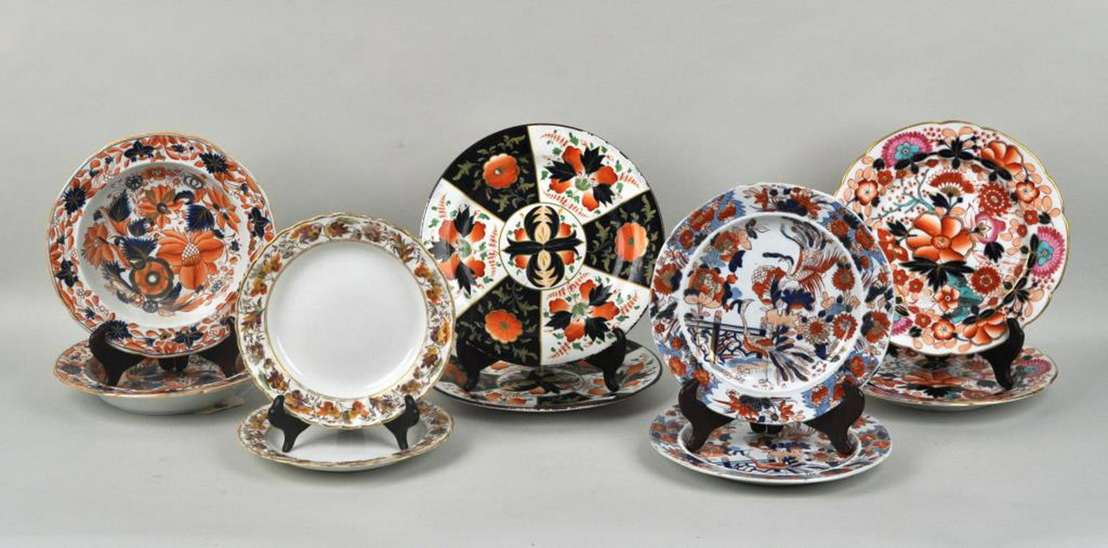 Estate Group Five Pairs English Porcelain Plates: comprising: Chamberlains Worcester imari pattern, Rockingham; Mason's Ironstone plates; Mason's Ironstone soup plates; and Derby porcelain plates. Ten items total. Largest: 10 1/2" diameter. Provenanc