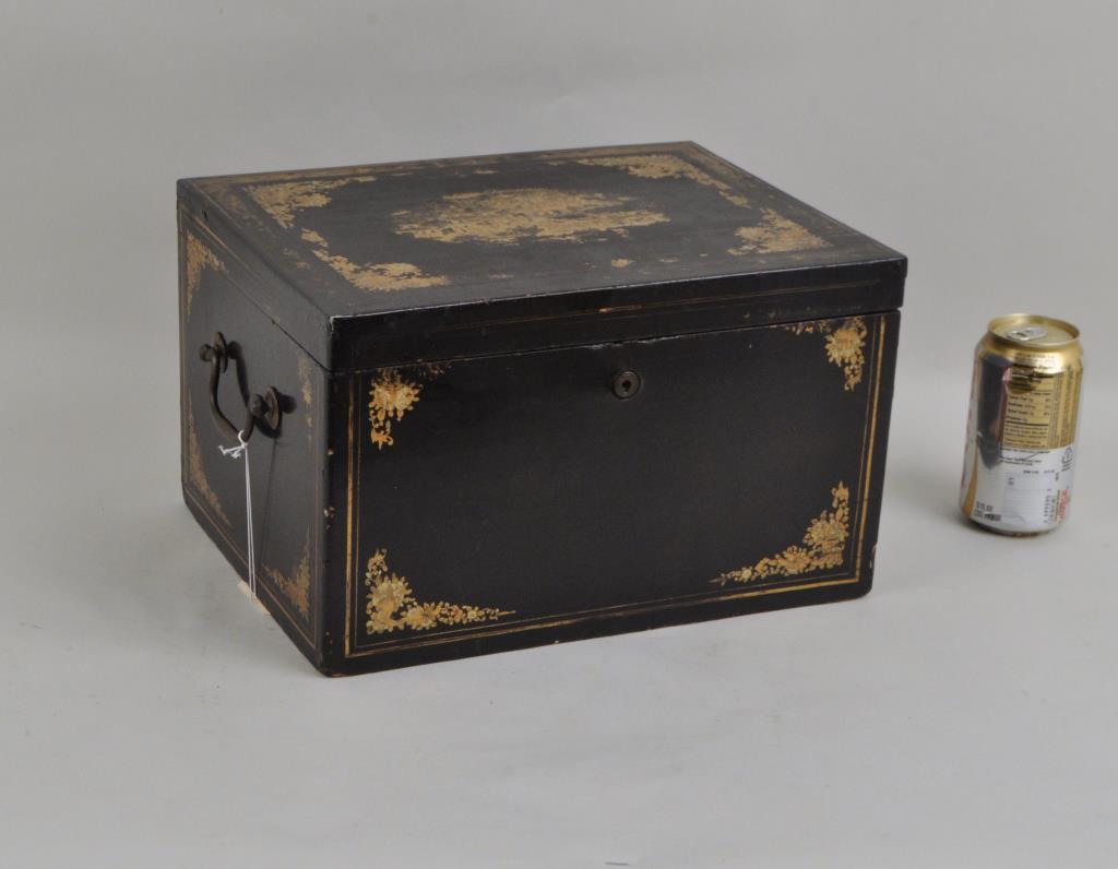 Chinese Export Lacquer Tea Caddy, 19th C. (1 of 7)