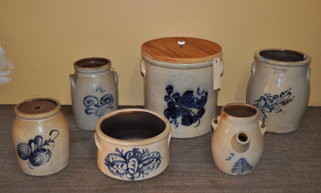 Group Six Blue Decorated Stoneware Crocks (1 of 10)