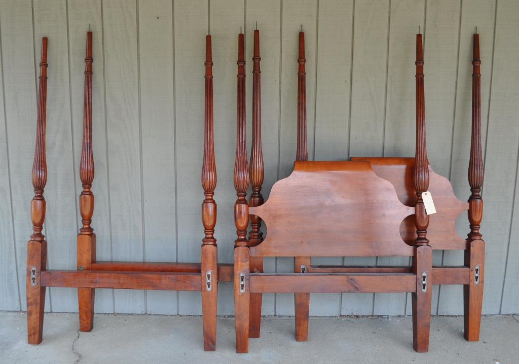 Pair Federal Style Mahogany Twin Beds (1 of 4)
