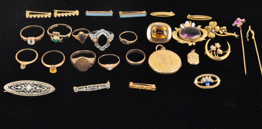 Group of Gold, Silver and Stone Jewelry: including nine rings, two stickpins, two lockets and four pins. A 14K and green stone claddagh ring, 10K signet ring, six probably rose gold and stone rings, two gold stickpins, two lockets, the small