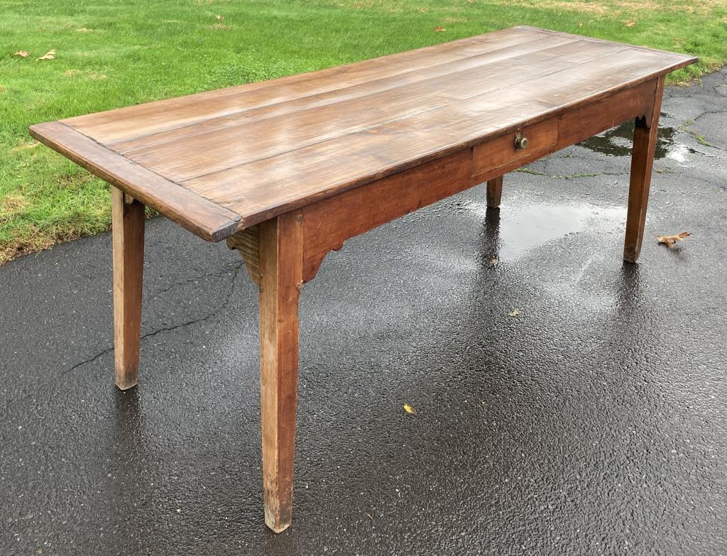 French Provincial Maple Harvest Table (1 of 8)