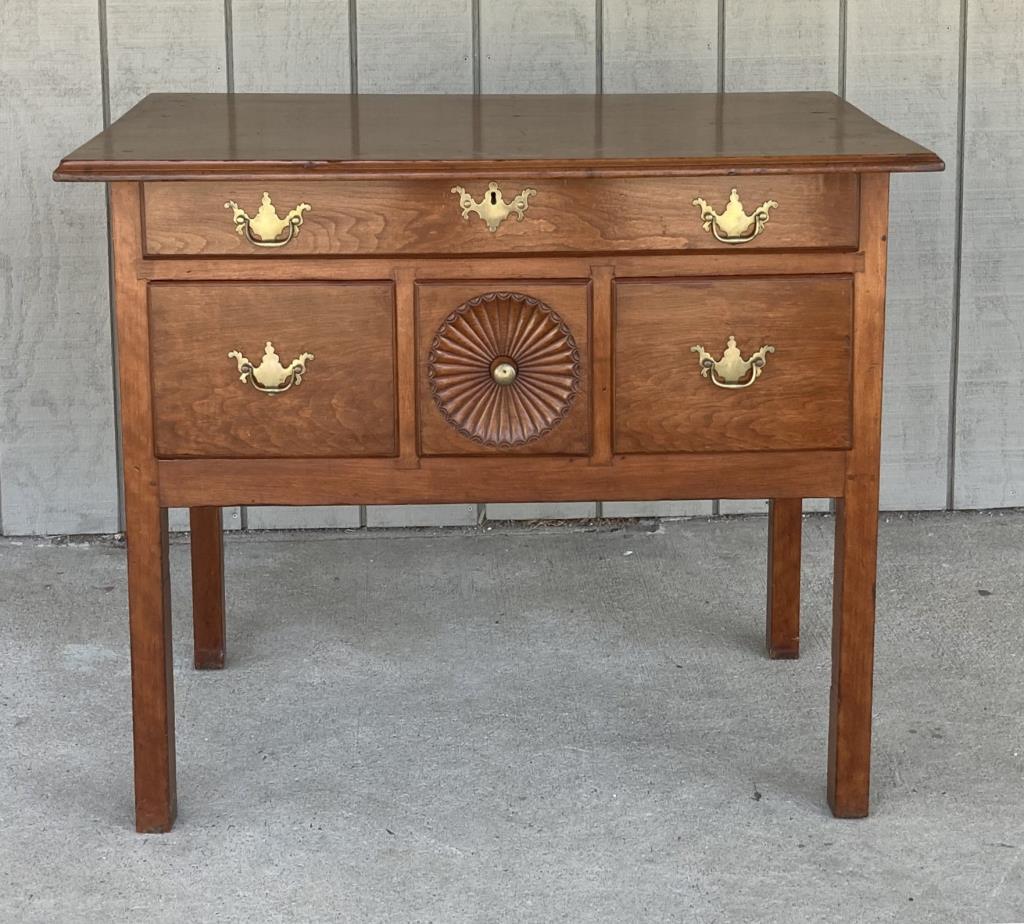 Fan Carved CT Chippendale Cherrywood Lowboy (1 of 7)