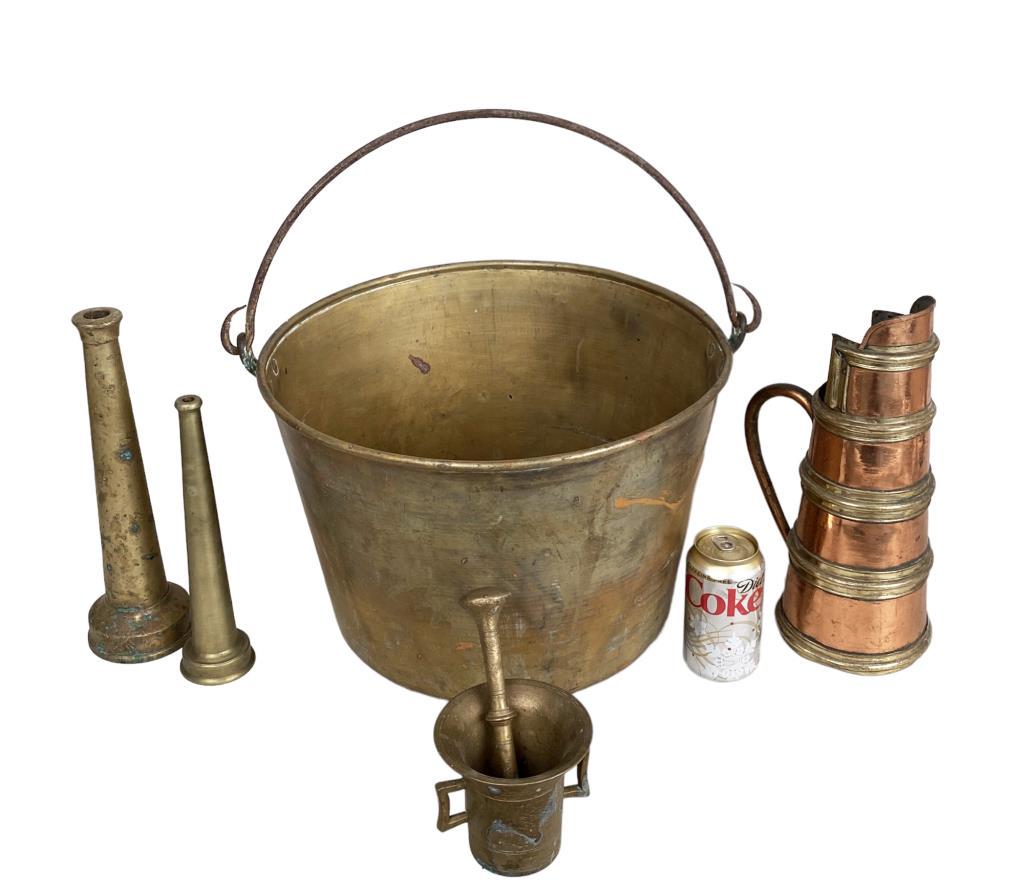 Group Vintage Brass & Copper Items (1 of 8)