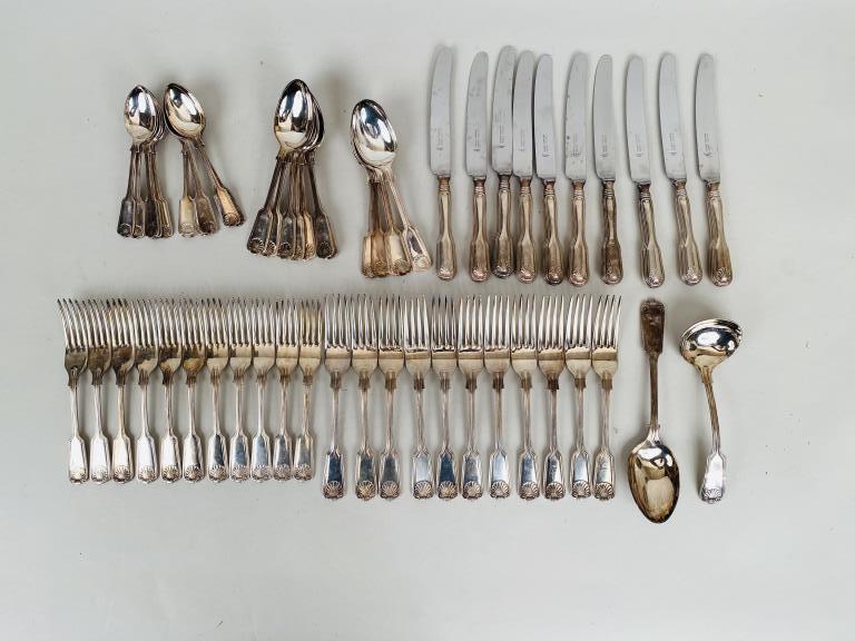 Wilton House Sheffield England Flatware Set (1 of 3)