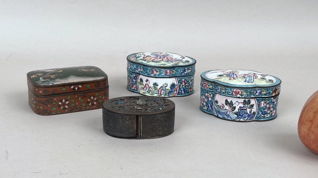 Group Four Chinese/Asian Small Containers (1 of 15)