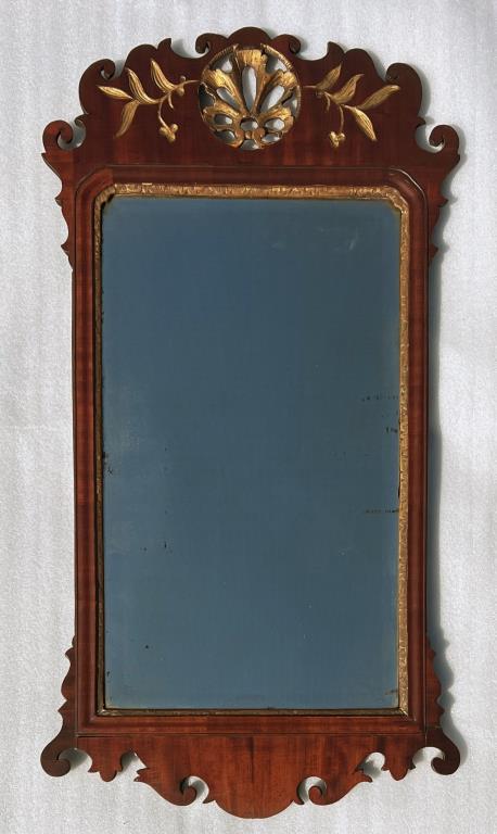 Chippendale Walnut Gilt Shell Transitional Mirror (1 of 5)