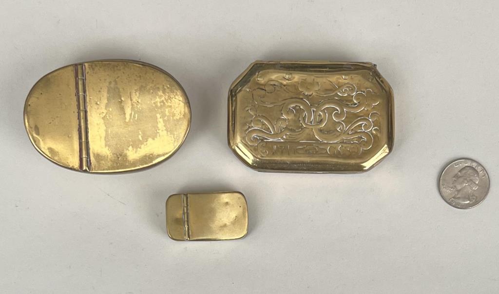 Group Three Antique English Brass Snuffboxes (1 of 10)