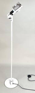 Artemide Sintesi Terra Floor Lamp: white lamp designed by Ernesto Gismondi for Artemide. 47" high, 8" wide, 8 3/4" diameter. Age and use wear, scuffing, staining to paint.