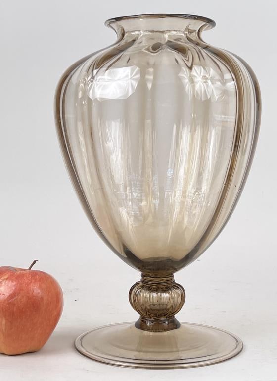 Large Pauly Glass Vase (1 of 4)