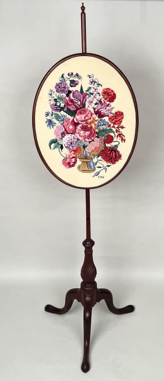 Am. Carved Mahogany Pole Screen (1 of 5)