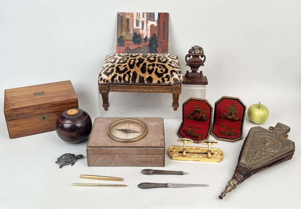 Two Humidors, Assorted Gent's Desk Accessories (1 of 9)