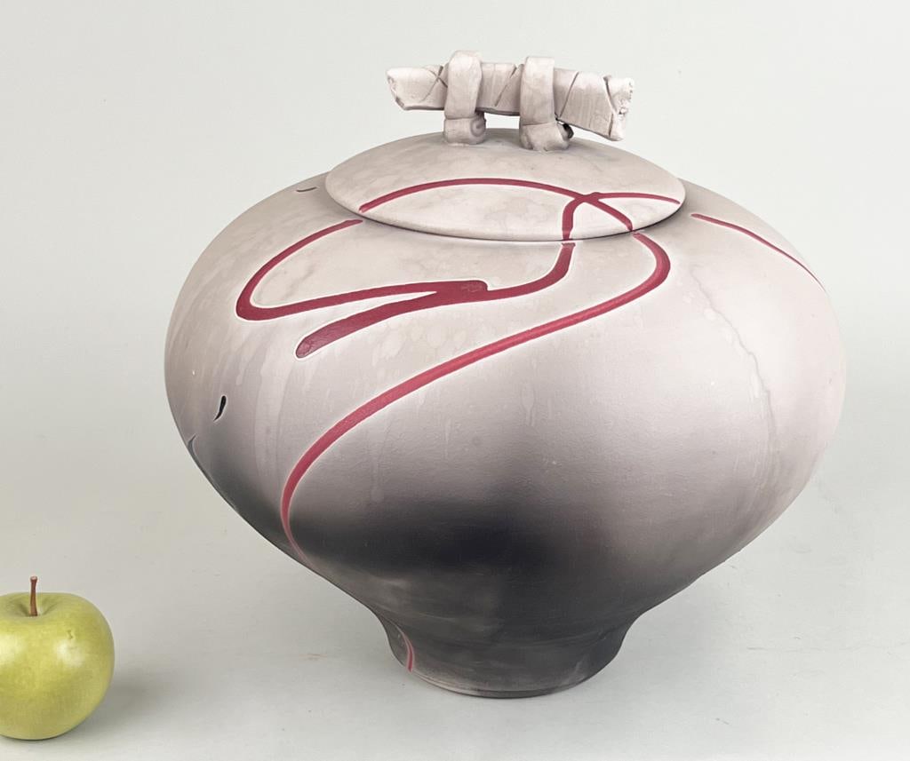 Kerry Gonzalez, Large Raku Pottery Lidded Jar (1 of 10)