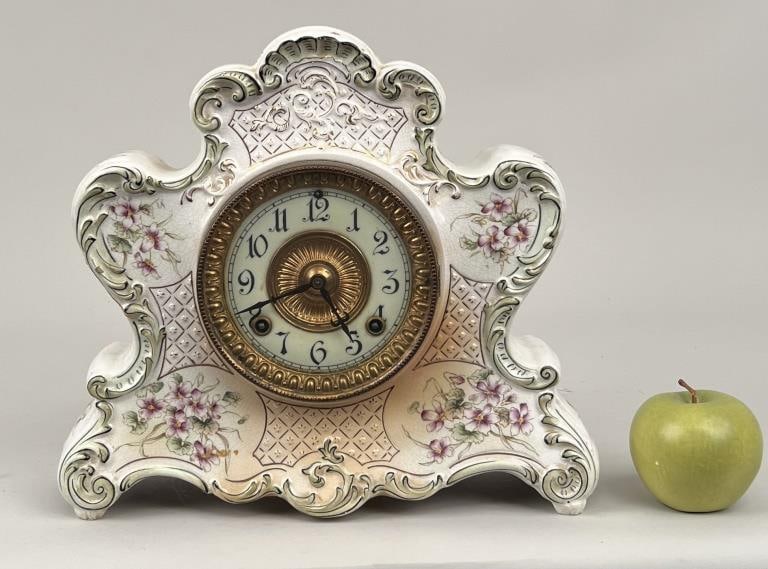 Dresden Porcelain Mantle Clock (1 of 7)