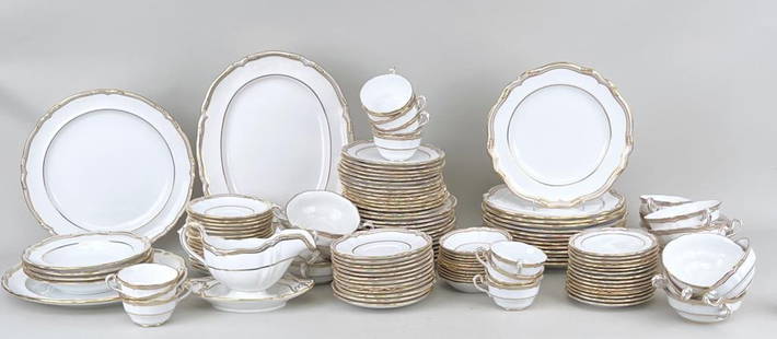 132 Piece Spode "Sheffield" Dinnerware Set: 13 plates, 14 sandwich plates, 14 dessert plates, 11 sauce dishes, 12 luncheon plates, 16 cups, 16 saucers, 4 soup bowls, 4 platters, 2 vegetable dishes, 1 gravy boat, 12 bouillon cups and 12 saucers.