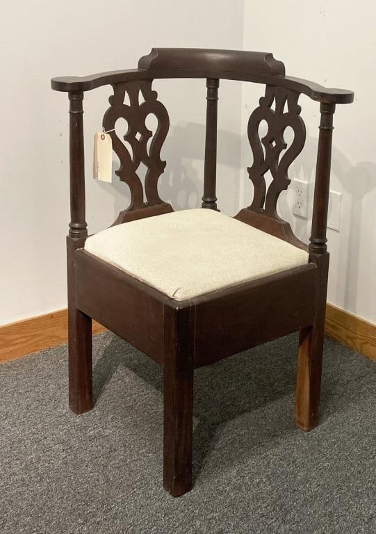 Early Georgian Roundabout Chair, Dense Timber (1 of 7)